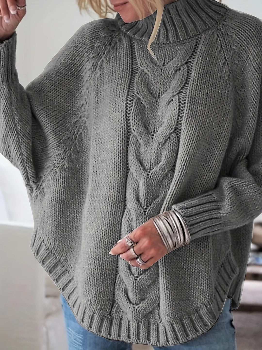 The Delira | Timeless Sweater
